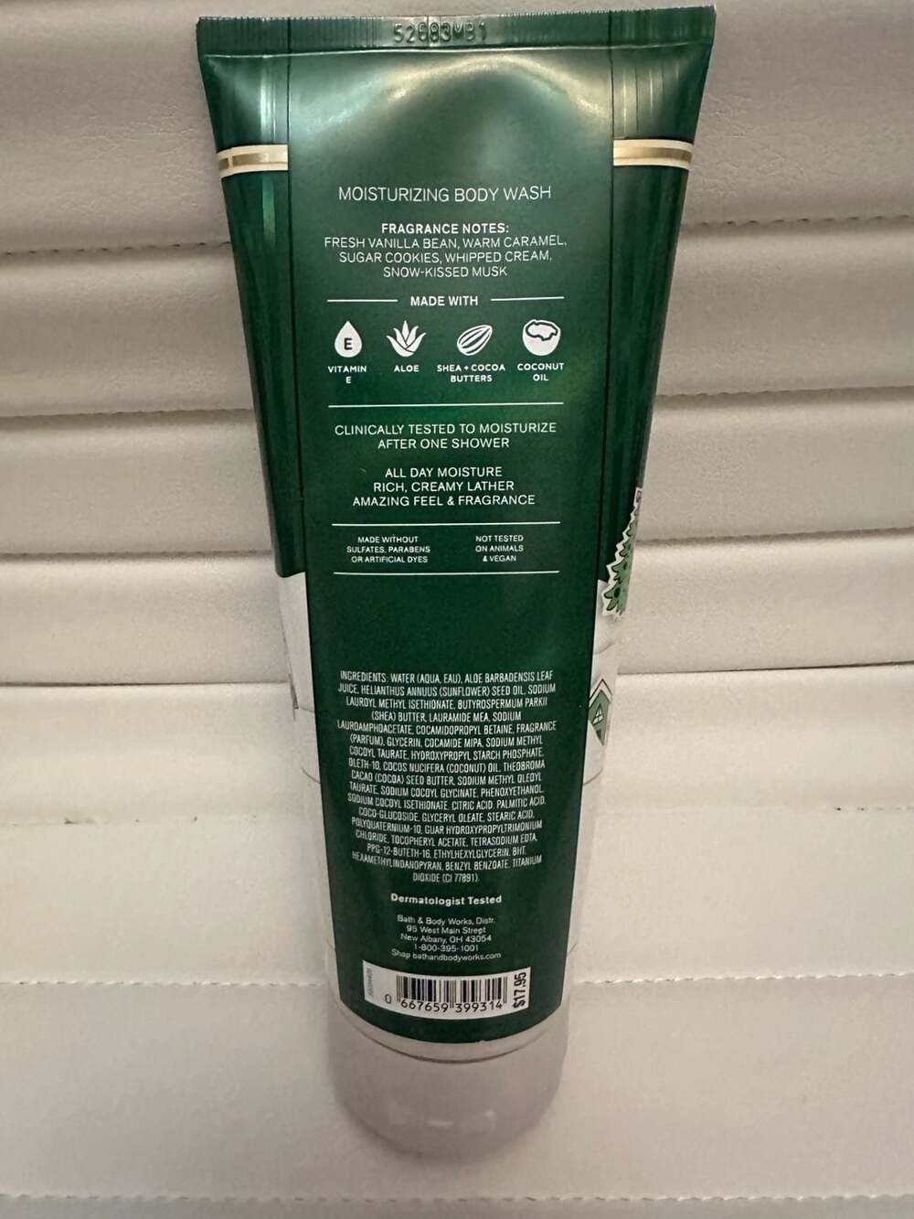Bath & Body Works Vanilla Bean Noel Moisturizing Body Wash - Picture 2 of 2